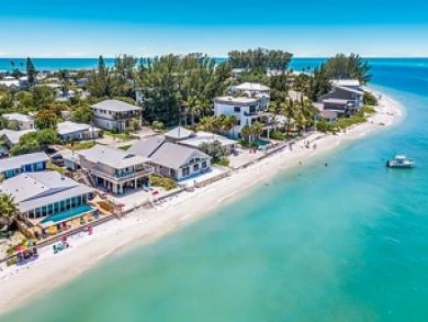 Anna Maria Vacation Home on Beach
